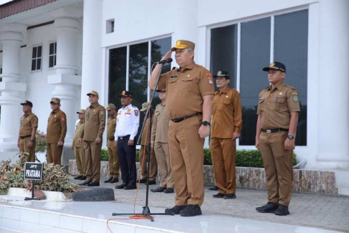 Sekda Pimpin Apel Gabungan di Lingkungan Pemerintah Kabupaten Asahan