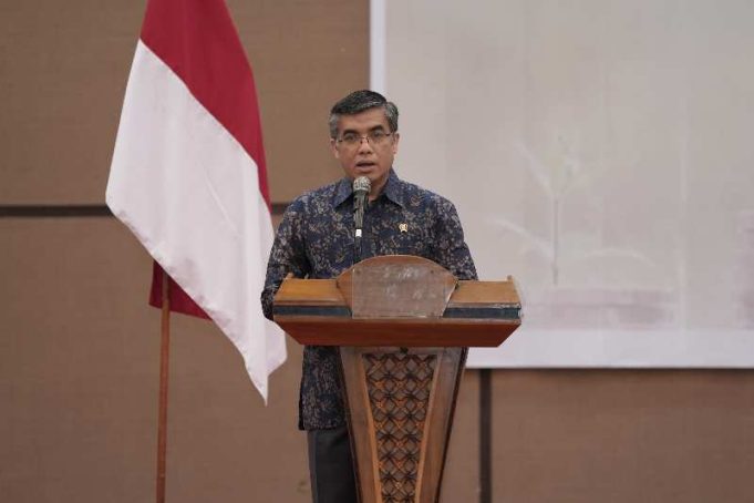 Prof Yassierli : Pemangku Kepentingan Perlu Fokus dalam Penyelesaian Masalah