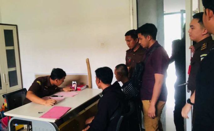 Polres Pringsewu Limpahkan Pelaku Sodomi Ke Kejaksaan Setempat