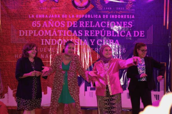 Peringatan 65 Tahun Hubungan Diplomatik Antara Indonesia – Kuba