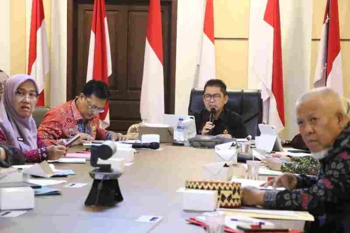 Pj. Sekdaprov Lampung Ikuti Rapat Tindak Lanjut Rakortas Bidang Pangan