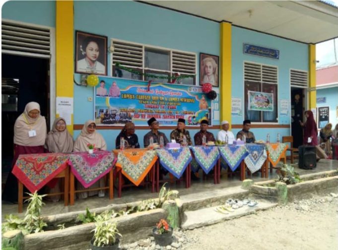 Sabar AS Hadiri Gebyar Milad Satu Windu SD IT Darul Azzam