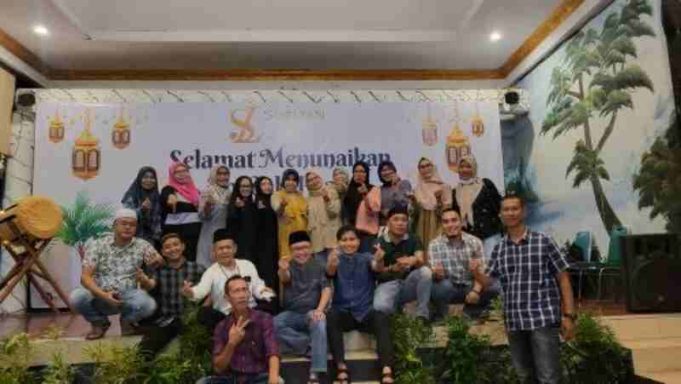 Kanjeng Zam, Mengajak Keluarga Media Buka Puasa Bersama