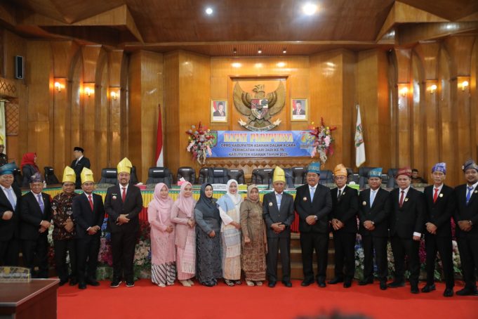 Rapat Paripurna DPRD Asahan Dalam Acara Peringatan Hari Jadi Kabupaten Asahan ke 75