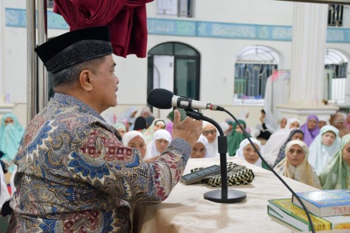 Bupati Agam: Malam Lailatul Qadar Lebih Baik dari 1000 Bulan