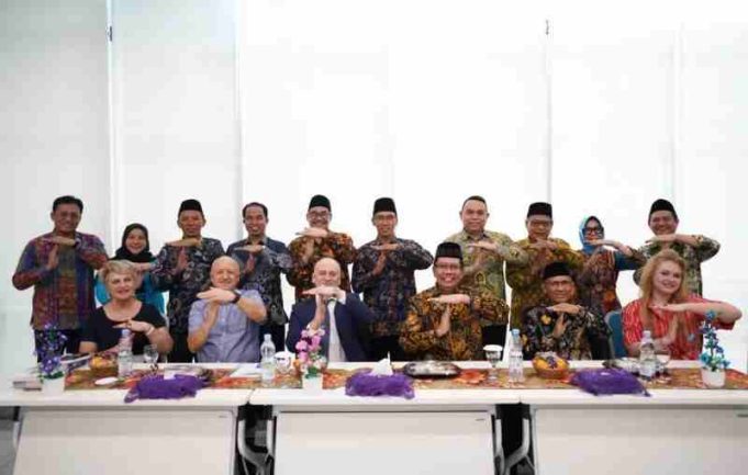 UIN RIL dan TSU Rusia Bahas Penguatan Riset Saintek dan Kedokteran melalui FGD