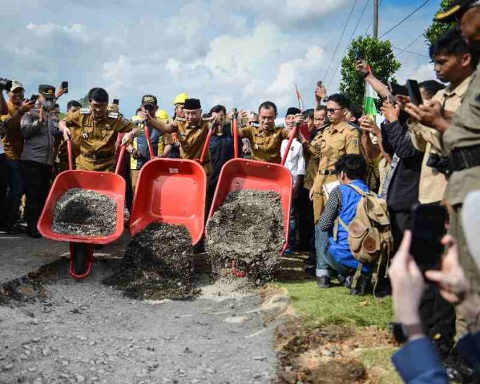 Gubernur Mirzani Dorong Sinergi Bersama Pemerintah Pusat Perbaiki Infrastruktur di Provinsi Lampung