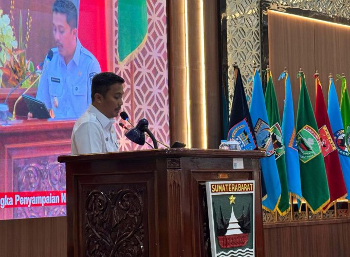 Wakil Gubernur Vasko Sampaikan Nota Pengantar RPJMD Tahun 2025-2029