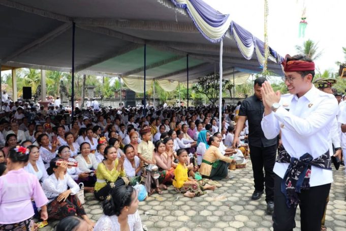 Hadiri Upacara Melasti di Balinuraga, Bupati Egi: Kita Jaga Harmonisasi Umat Beragama di Lamsel