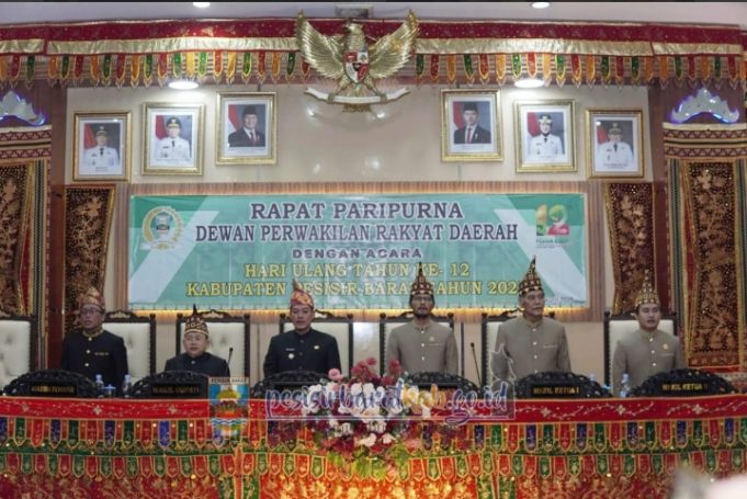 Bupati – Wabup Hadiri Rapat Paripurna HUT ke-12 Pesisir Barat