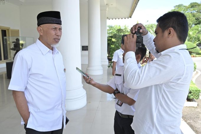 Pempus Tunjuk Lion Air Maskapai Penerbangan Jemaah Haji Indonesia Embarkasi Padang
