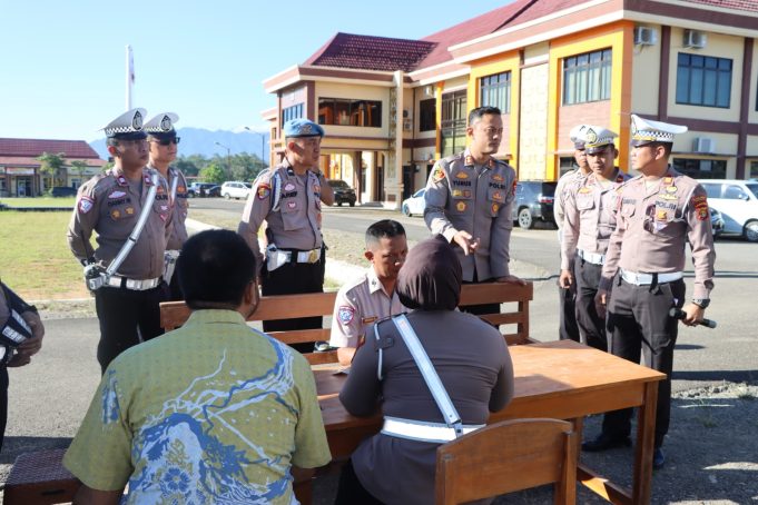 Polres Pringsewu Gelar Simulasi Razia Kendaraan Dukung Program Pemutihan Pajak
