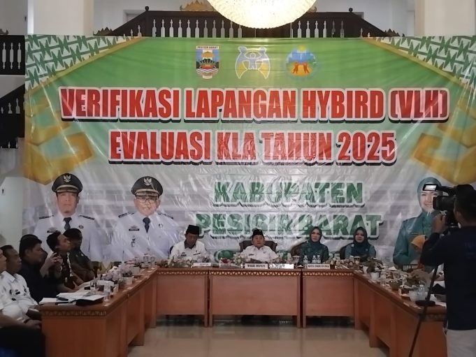 Pemkab Pesibar Gelar Verifikasi Lapangan Hybird Evaluasi Layak Anak 2025