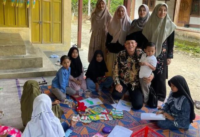 Bupati Dukung Tradisi Menutup Hari Raya Idul Fitri – Penguatan Budaya Literasi di Nagari Cubadak Timur Dua Koto