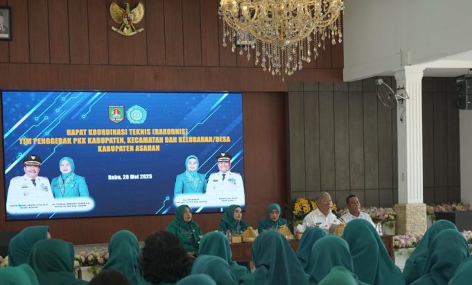 Sekretaris Daerah Kabupaten Asahan Buka Rakornis PKK