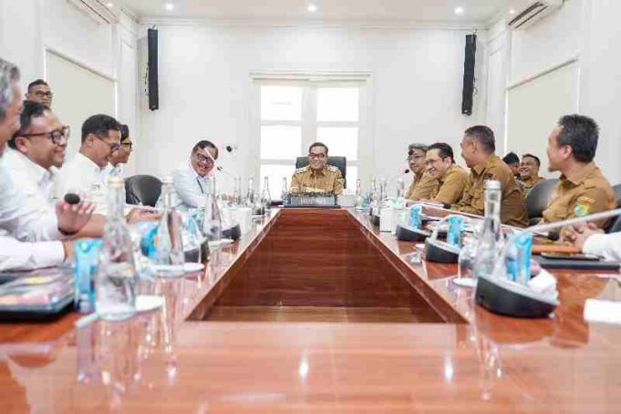 Bupati H M Toha Lantik Sembilan Dewan Pendidikan Kabupaten Muba