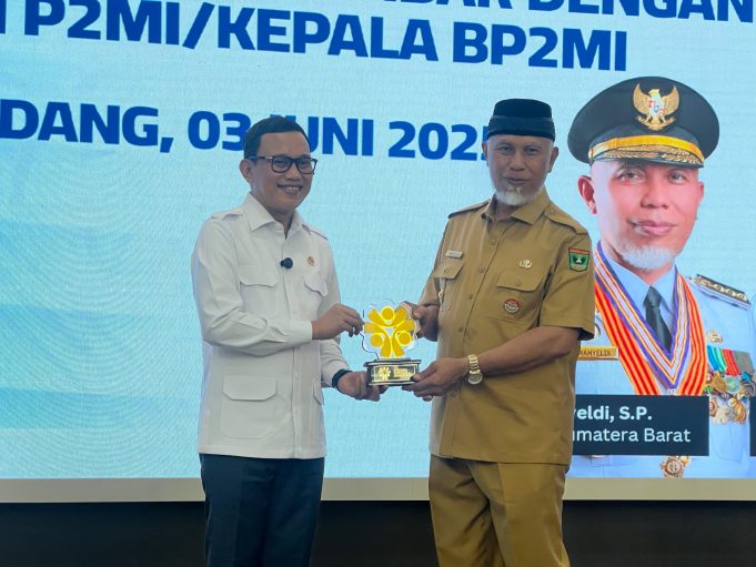 Menteri P2MI Berharap Angkatan Kerja Lebih Maksimalkan Peluang Bekerja di Luar Negeri