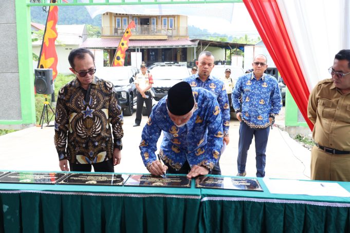 Gubernur Resmikan 5 Jembatan Strategis Senilai Rp 30,7 Miliar di Sumbar
