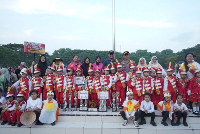 Wakil Bupati Asahan Tutup Marching Festival III