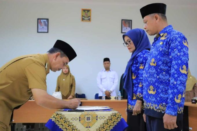 Wabup Pasaman Lantik Sejumlah Pejabat, Berikut Daftarnya