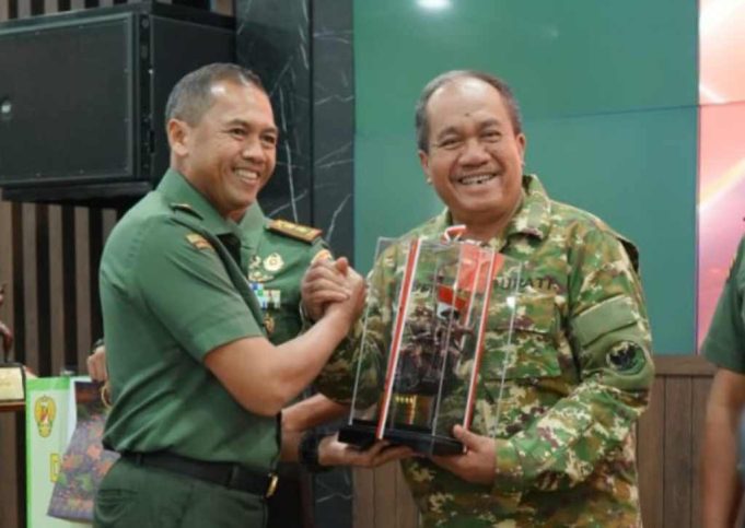 Bupati Asahan Bersama Dandim 0208/AS Raih Dua Penghargaan Nasional pada TMMD ke-124