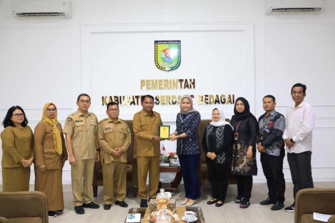Bupati Sergai Terima Audiensi Lima Kelompok Masyarakat, Ini yang Dibahas
