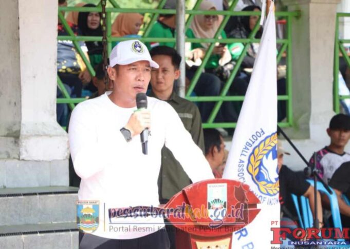 Dedi Irawan Buka Turnamen Bupati Cup 2025