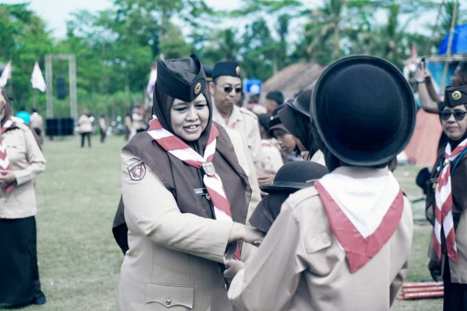 Wabup Umi Laila Buka Kegiatan Perkemahan Penggalang