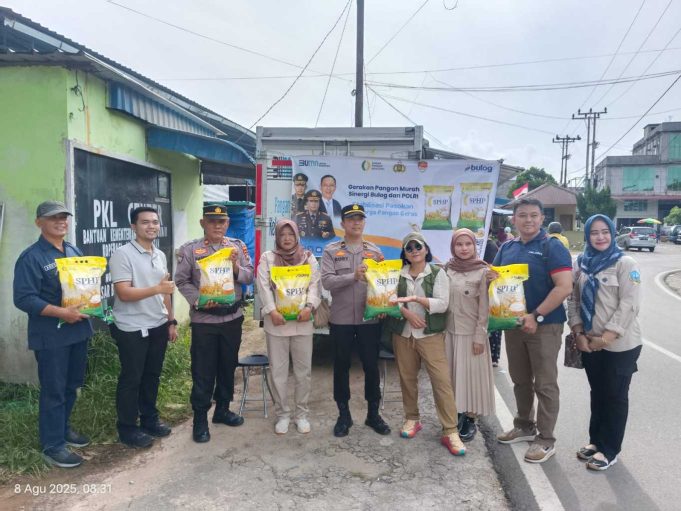 Polres Bintan Gelar Pasar Murah di Kijang, Warga Antusias Sambut HUT RI ke-80