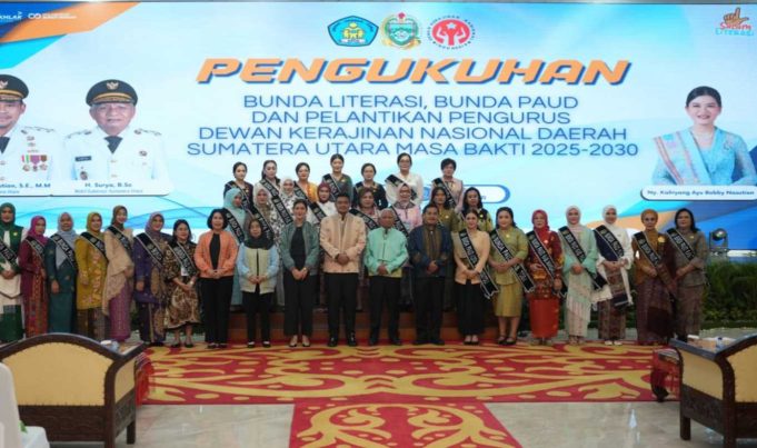 Yusnila Indriati Taufik Dikukuhkan Bunda Literasi – Bunda PAUD Asahan