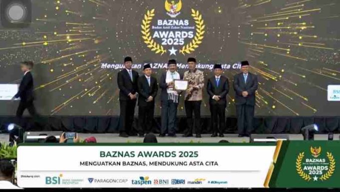 Bupati Tubaba Raih BAZNAS Award 2025 sebagai Kepala Daerah Pendukung Gerakan Zakat Indonesia