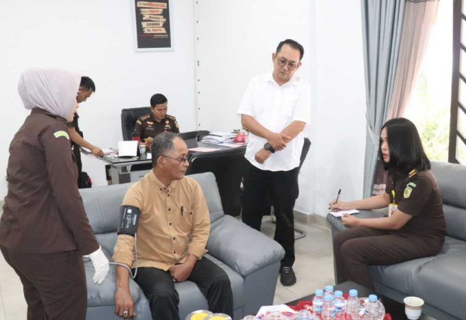 Dugaan Korupsi Cukai Rokok, Kejati Kepri Tahan 3 Tersangka Rugikan Negara Rp. 182,9 Miliar