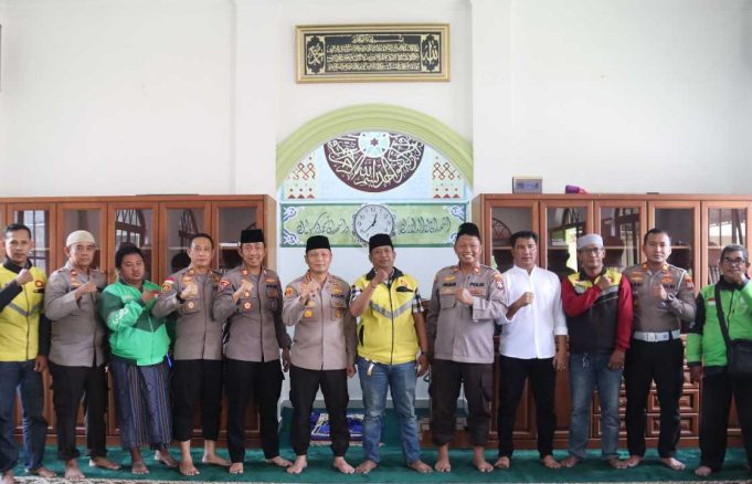 Kapolresta Tanjungpinang Sampaikan Belasungkawa, Ajak Komunitas Ojol Gelar Shalat Ghaib