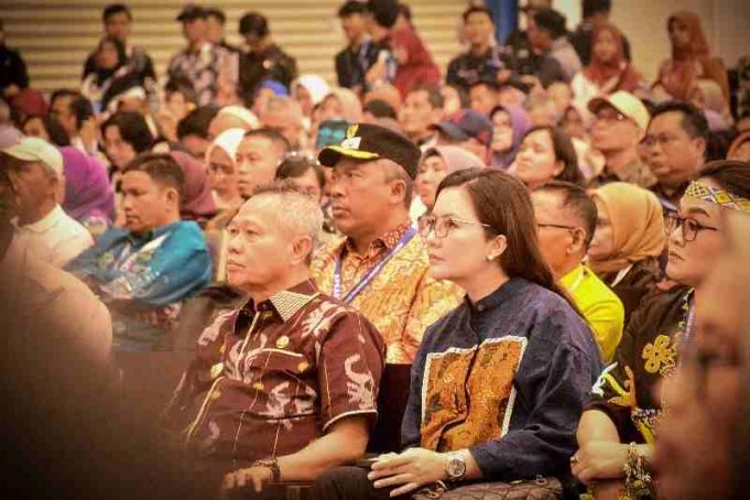 Wabup Lamteng, Hadiri Penutupan Apkasi Otonomi Expo (AOE) 2025
