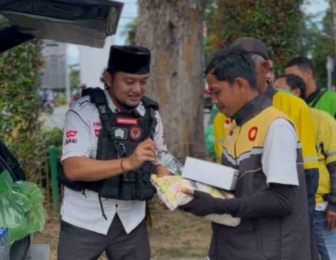 Razia di Simpang Pamedan, Ojek Online : “Razia Perut Lapar” yang Dicintai Masyarakat
