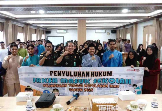 Kejati Kepri Gencarkan JMS di MAN 1 Batam