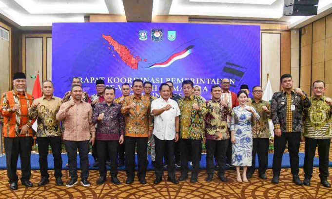 Dinilai Berhasil Jaga Kinerja Anggaran, Mendagri Apresiasi 5 Gubernur di Sumatra