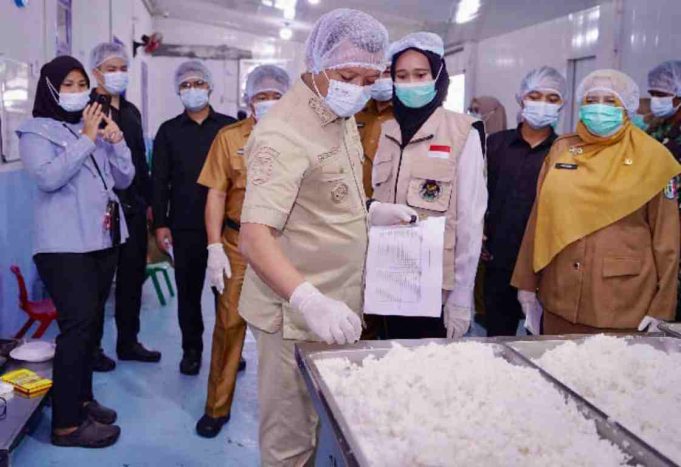 Pastikan Program MBG Penuhi Standar, Pemkab Pringsewu Kunjungi Dapur SPPG