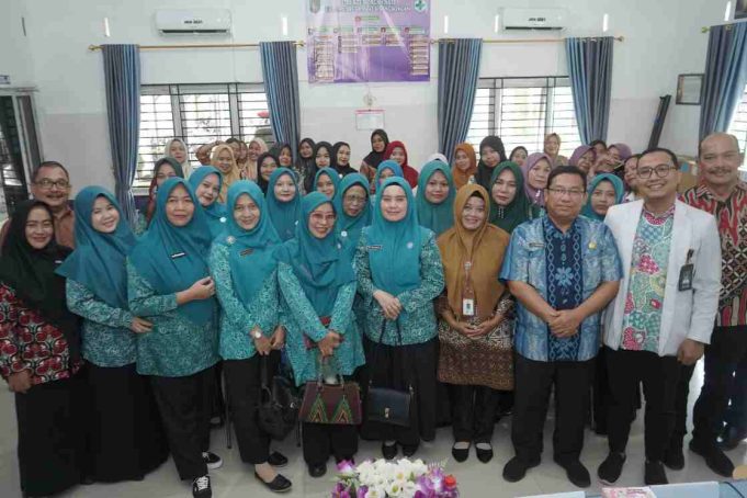 PKK Asahan Dorong Kesadaran Deteksi Dini Kanker Serviks Lewat Evaluasi Lomba IVA Test
