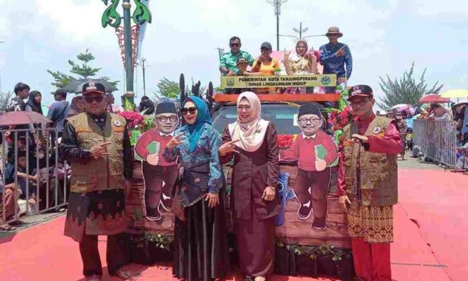 Ribuan Peserta Tumpah Ruah Meriahkan Pawai Budaya – Mobil Hias HUT ke-24 Tanjungpinang