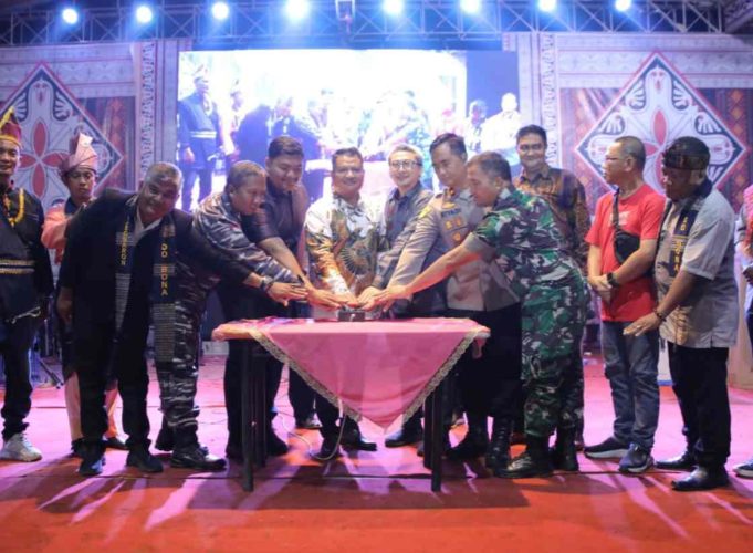 14 Etnis Akhiri PSDB Pesta Budaya dengan Semangat Persaudaraan