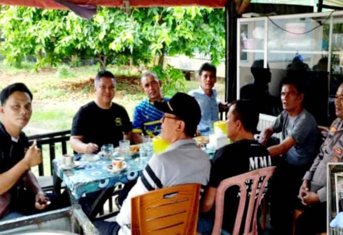 Kapolsek Tanjungpinang Timur Ngopi Bareng Bersama Warga Pinang Kencana