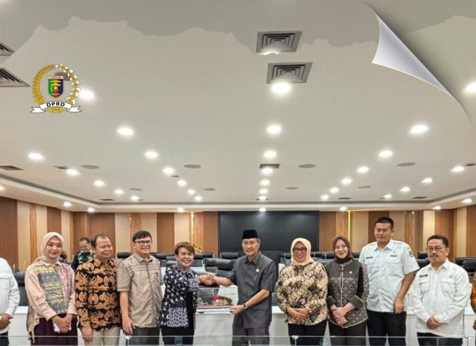 Membangun Daerah dengan Data, Bapemperda DPRD Lampung Kaji Substansi Ranperda ke DPRD Banten