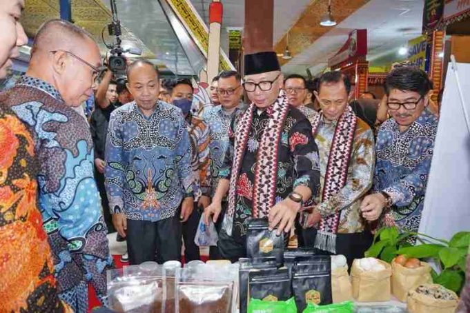 Pemprov Lampung Raih Penghargaan Excellence in Agriculture and Food Prosperity