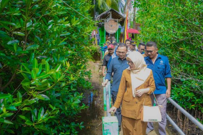 Penilaian Satyalancana Wira Karya, Tim Setmilpres Verifikasi Lapangan di Kawasan Ekowisata Amping Parak