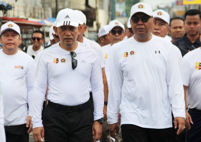 Kapolri – Ketum PWI Heningkan Cipta untuk Korban Bencana di Sumatera