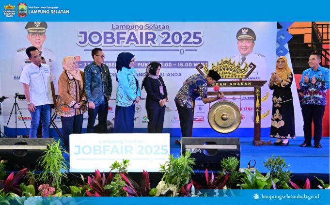 Job Fair Lamsel 2025 Dibuka, 45 Perusahaan Tawarkan 1.825 Loker