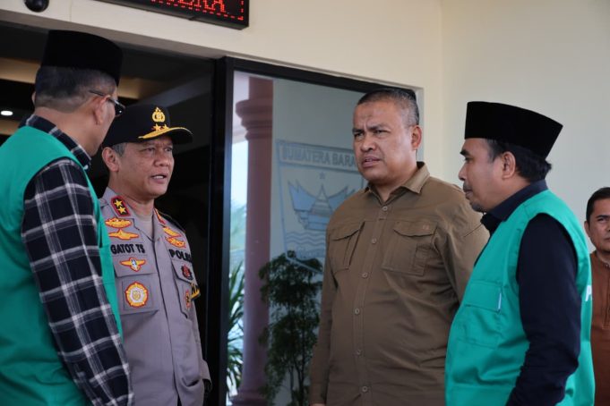 Sekda : Pemprov Sumbar Gelar Penyelenggaraan 24 Jenazah Korban Bencana Tak Teridentifikasi