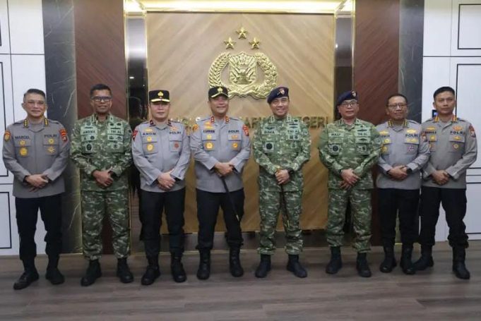 Kapolda Kepri Terima Silaturahmi Pangkoarmada I, Bahas Sinergi TNI–Polri dan Dukungan Kemanusiaan Pascabencana