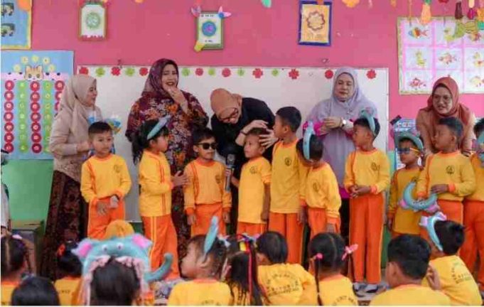 Holding Perkebunan Nusantara Dorong Penguatan Keluarga Lewat Peringatan Hari Ibu di PTPN IV Regional VII